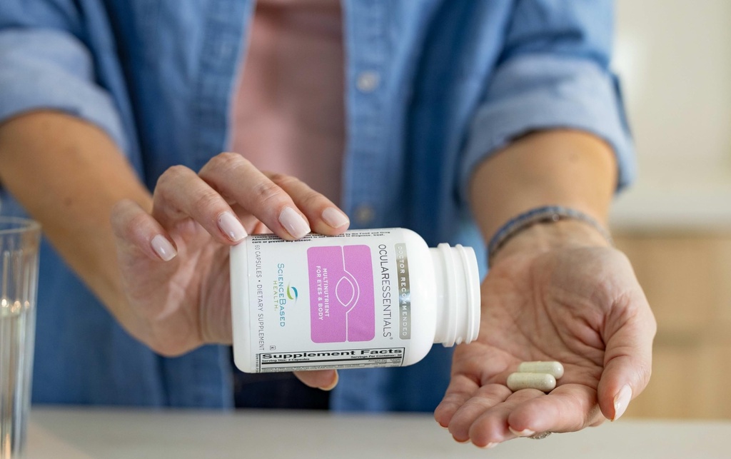 sciencebased-health-ocularessentials-dai-3.jpg