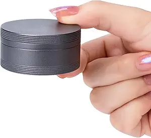Daily Metal Pill Box Pille Case - Single Waterproof Travel Pille Container Runde Aluminiumlegierung Speicher Medizin Organizer Multitool EDC jeden Tag für Vitamin, Fish Oil Gray Medium Größe