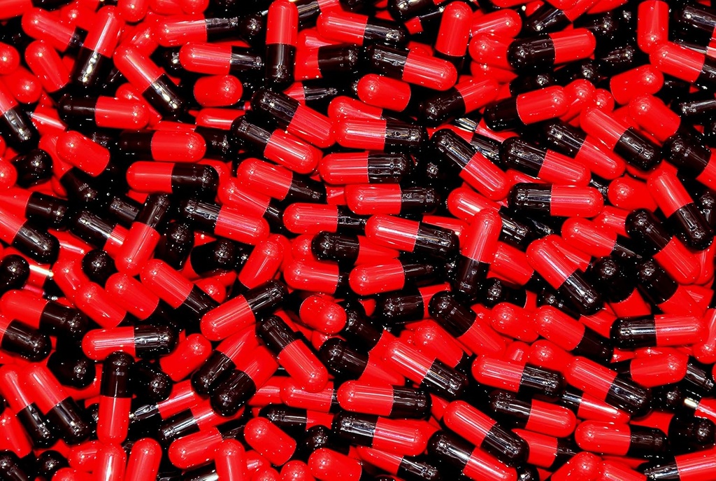 XPRS Nutra Größe 3 Leere Kapseln - 10000 Graf Farbige leere Gelatine Kapseln - Pillen DIY Kapsel Füllung - Füllbare Farbe Gel Kapseln für Vitamine und pulverisierte Ergänzungen (schwarz/rot)