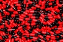 XPRS Nutra Größe 3 Leere Kapseln - 10000 Graf Farbige leere Gelatine Kapseln - Pillen DIY Kapsel Füllung - Füllbare Farbe Gel Kapseln für Vitamine und pulverisierte Ergänzungen (schwarz/rot)
